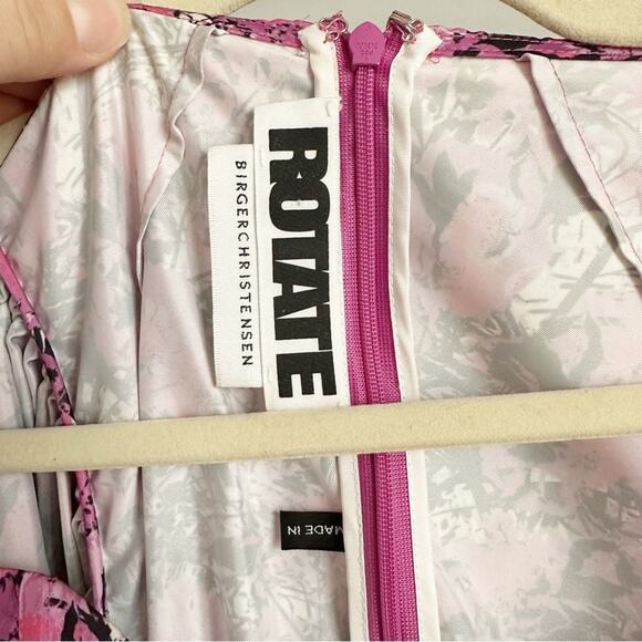 Rotate Dress 8 - Picture 8 of 10